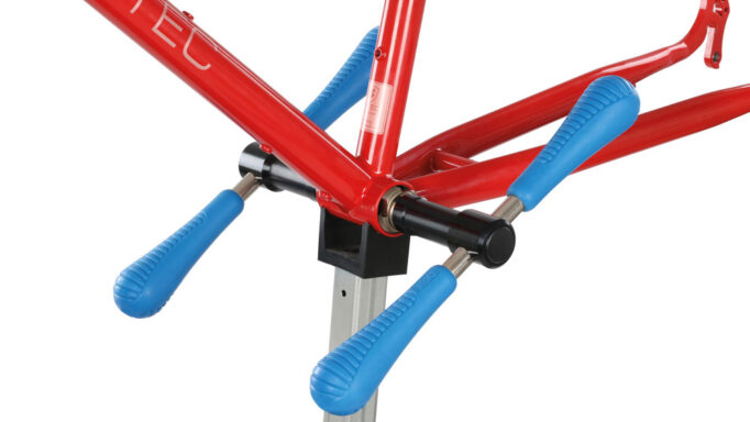 Cyclus Tools | Gevindskæringsværktøj Til Bundbeslag BSA (1,370