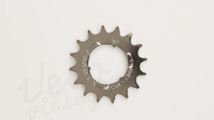 Sturmey-Archer Tandhjul  | 1/2"x3/32" | 16T | Fladt | HSL864