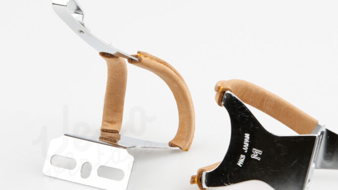 MKS Tåclips | Stål | Med Brun Læder (Vælg Størrelse)