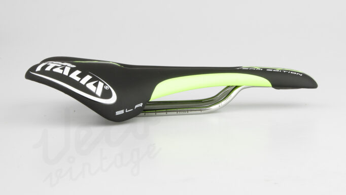 NOS Selle Italia SLR Team Edition Flow Titanium Sadel | Ti-316 | Sort / Neon