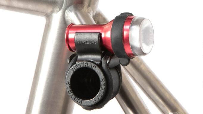 Restrap | Lygtebeslag | Sort