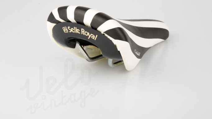 NOS Selle Royal Dolphin Sadel |