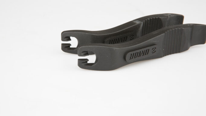 UNIOR 1657 Sæt Med 2 Stk. Dækjern | Sort