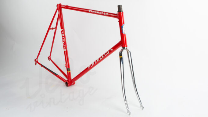 NOS Pinarello Cadore Stel | 60 cm C-C | Rød