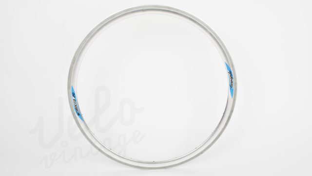 Campagnolo_Scirocco_Rim