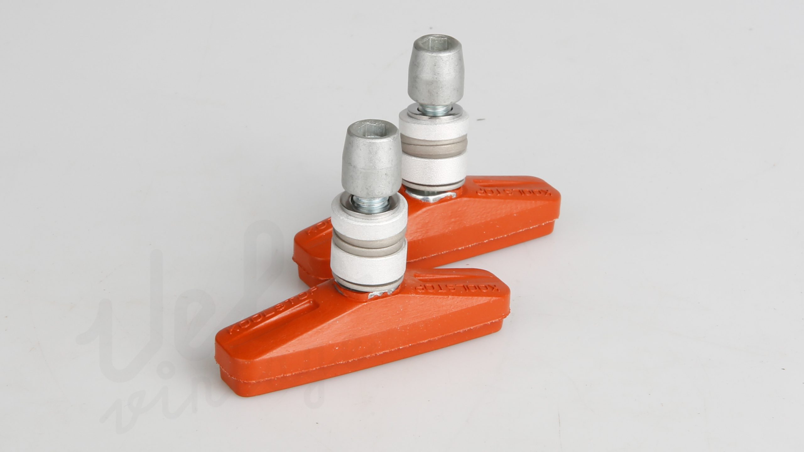 Kool-Stop-City_threaded-Salmon-2