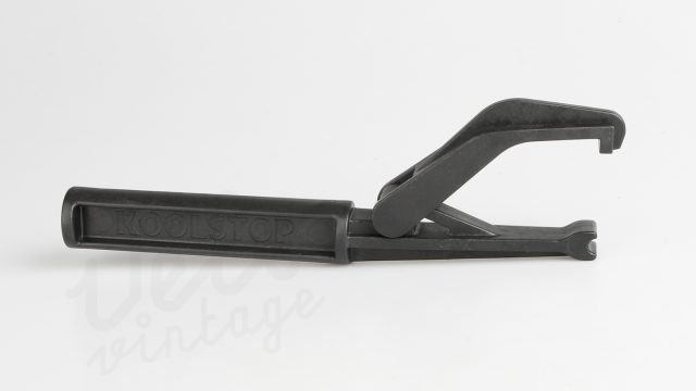 Kool-Stop_Tire-Bead-Jack