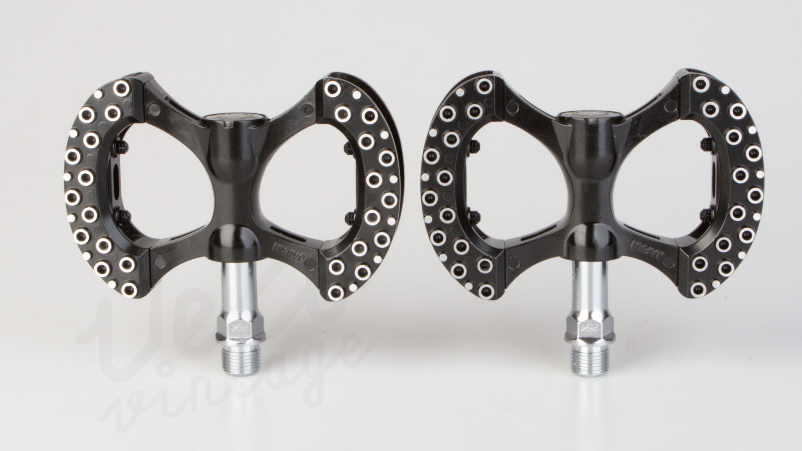 MKS_Lambda_Black-6