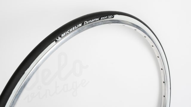 Michelin-Dynamic-Sport_Blk-Wht