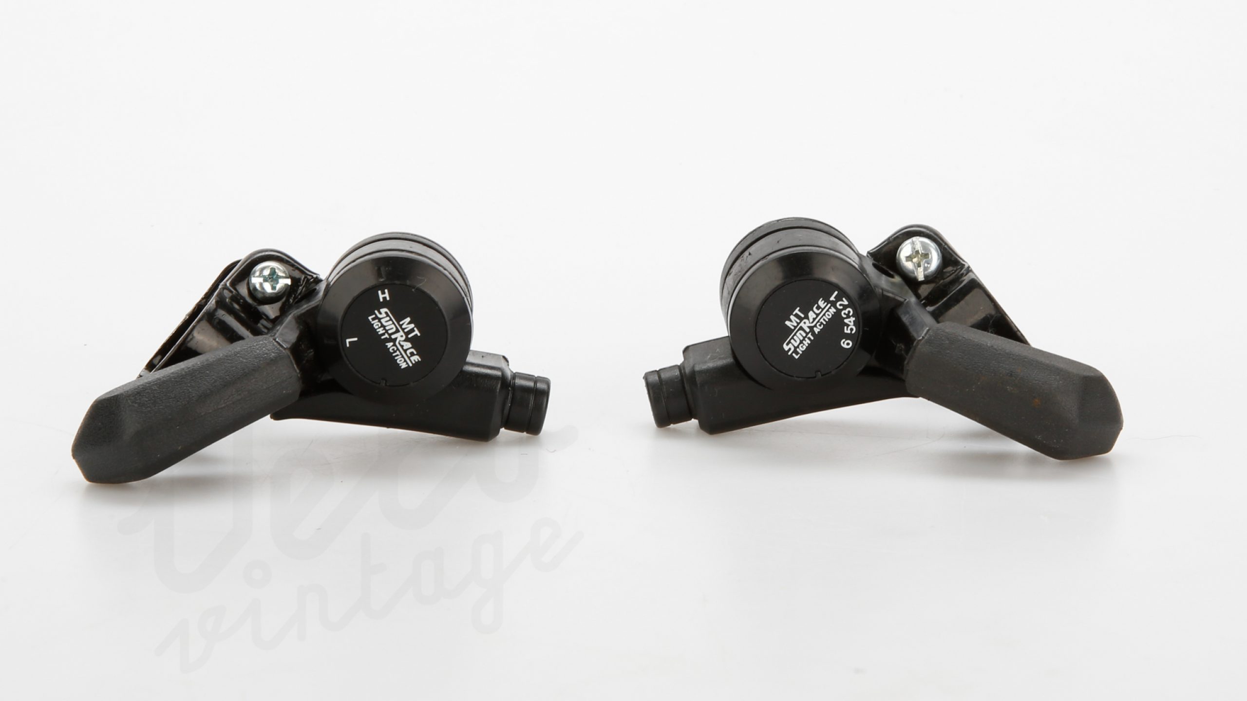 NOS-Sunrace-Thumbies-6-speed-3