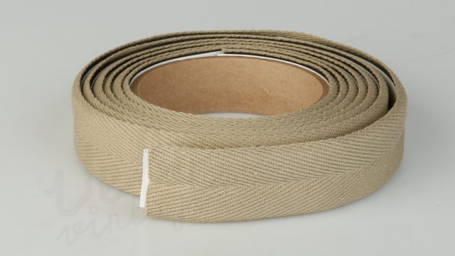 Newbaums_Cushion_Khaki-3