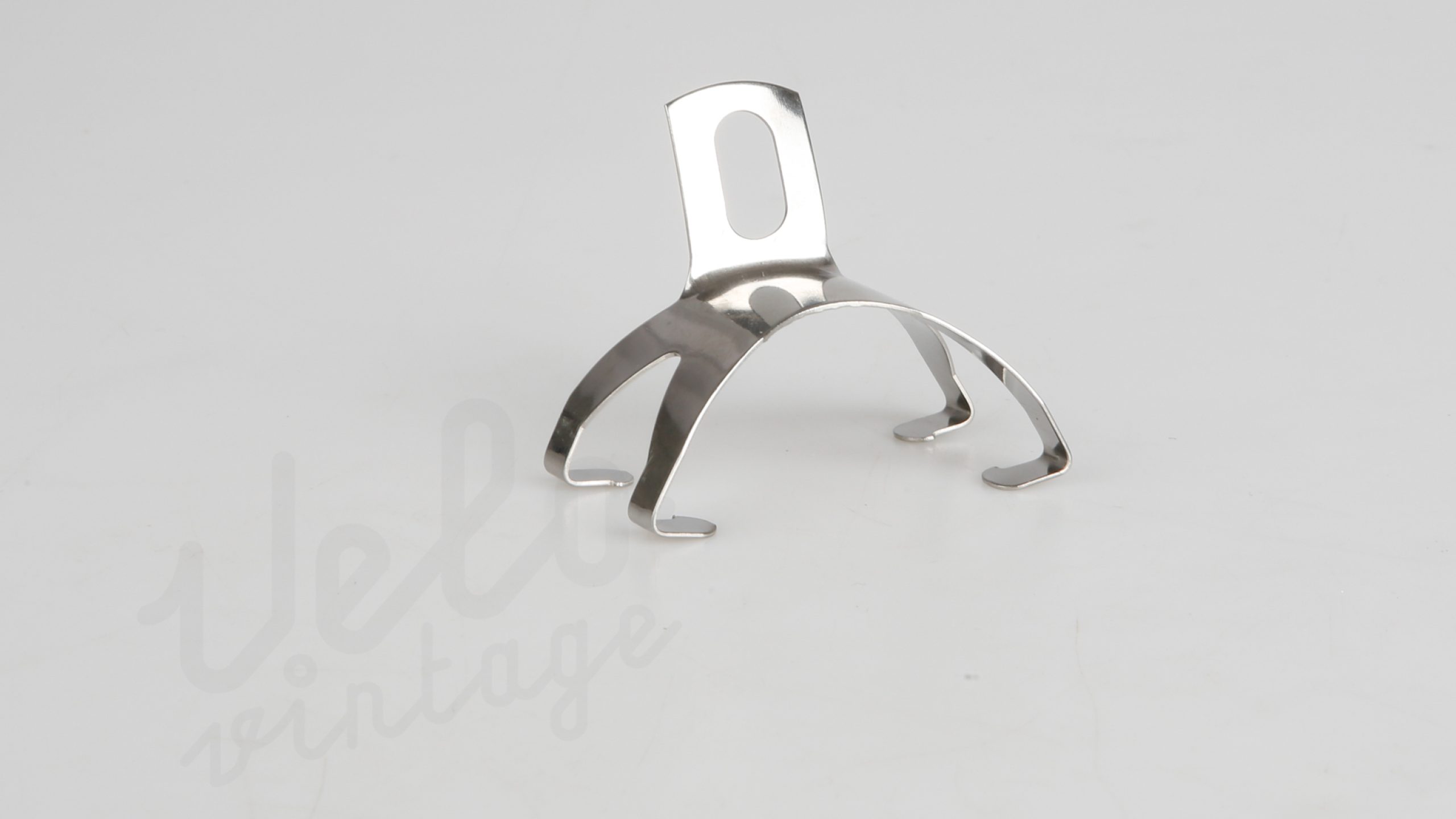 SKS_Fender_bridge_42-45mm