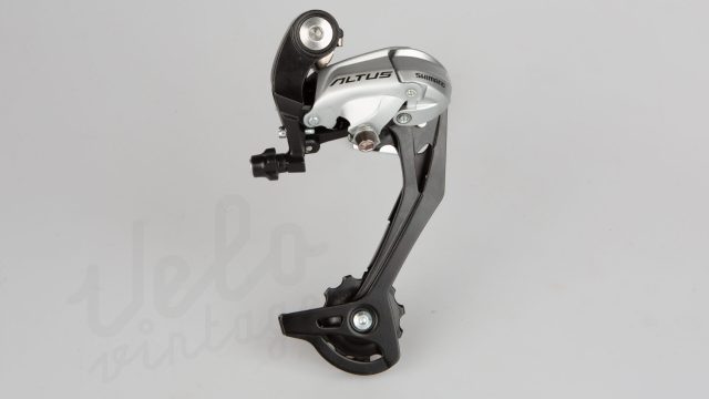 Shimano_Altus-RD.M370_Silver