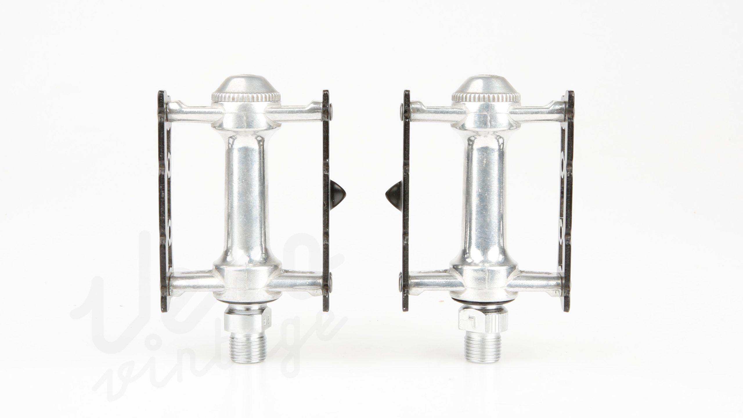 MKS Sylvan Track Black